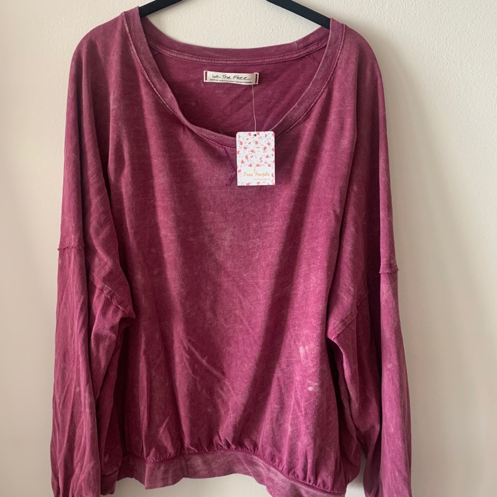 NWT Casual acid wash free people top!